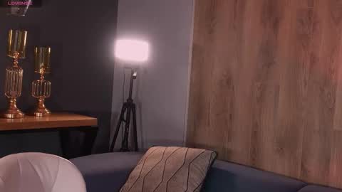 Snapshot of naomisainz chatting on February 22, 2026, 12:15 pm Naomi online show from February 22, 2026, 12:15 pm