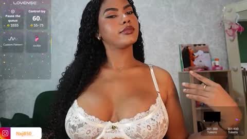 Snapshot of naomixjones1 chatting on February 3, 2026, 1:26 am Naomi online show from February 3, 2026, 1:26 am