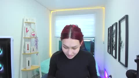 naomy online show from October 30, 2025, 8:53 pm