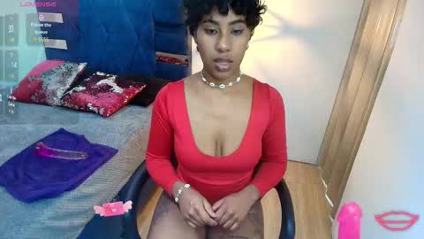 Snapshot of naomy__smith__ chatting on February 20, 2026, 8:31 pm N A O M Y online show from February 20, 2026, 8:31 pm