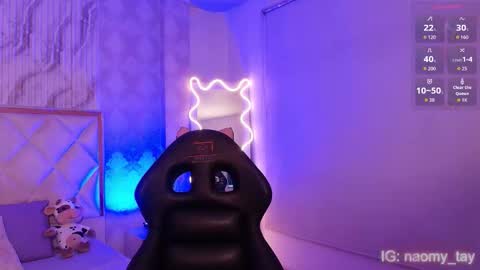 Naomy  online show from November 23, 2025, 3:50 am