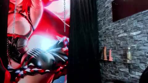 naomy  online show from October 10, 2025, 11:31 am