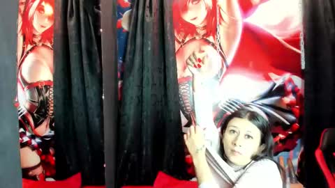 naomy  online show from October 29, 2025, 11:34 am