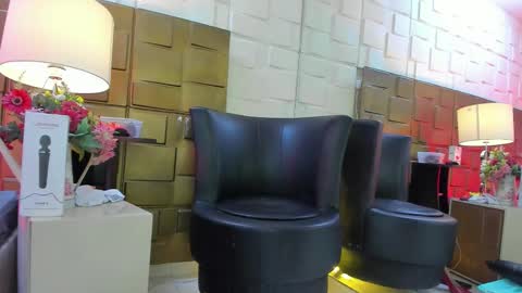 nao online show from September 23, 2025, 11:57 am