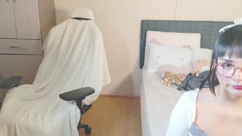 Naree online show from March 7, 2025, 1:51 pm