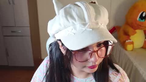 Snapshot of naree_masaki chatting on February 18, 2026, 10:22 am Naree online show from February 18, 2026, 10:22 am