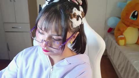 Snapshot of naree_masaki chatting on March 8, 2026, 5:28 pm Naree online show from March 8, 2026, 5:28 pm