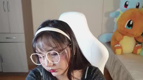 Snapshot of naree_masaki chatting on March 30, 2026, 10:27 am Naree online show from March 30, 2026, 10:27 am