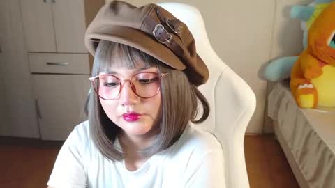 Snapshot of naree_masaki chatting on April 20, 2026, 11:35 am Naree online show from April 20, 2026, 11:35 am