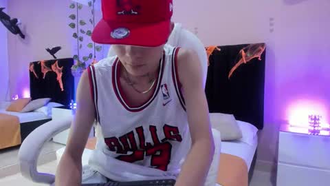 Nascary Fox online show from October 23, 2025, 8:07 pm