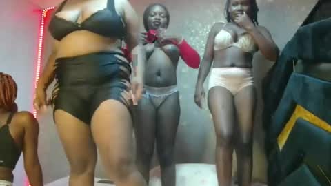 Snapshot of nasha_nei chatting on February 21, 2026, 4:52 pm Nasha online show from February 21, 2026, 4:52 pm