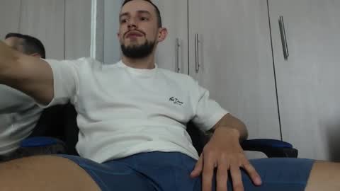 Snapshot of nassh_18 chatting on October 21, 2025, 12:44 am nassh_18 online show from October 21, 2025, 12:44 am