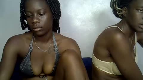 nasti_petite online show from February 18, 2025, 7:10 am