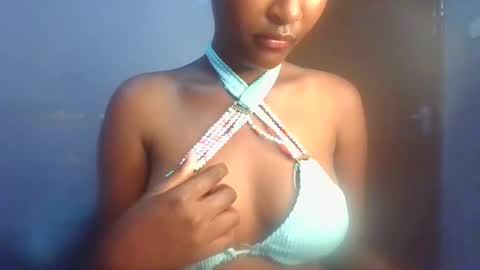 Snapshot of nasty_boobies chatting on November 17, 2025, 12:27 am Caren online show from November 17, 2025, 12:27 am