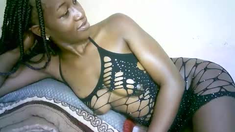 Marie online show from October 23, 2025, 6:45 am