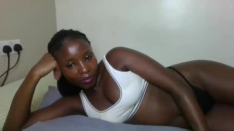 nastyivy1 online show from November 26, 2025, 6:09 pm