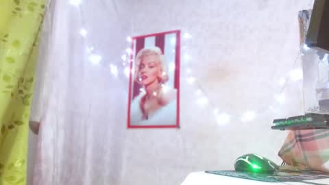 Snapshot of nat_ardient chatting on May 15, 2026, 5:20 pm Nat ardent online show from May 15, 2026, 5:20 pm