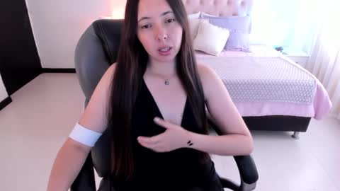 Snapshot of nata_velvet chatting on September 16, 2025, 1:12 pm Nata online show from September 16, 2025, 1:12 pm