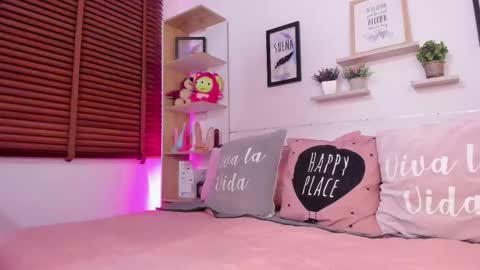 nata_villalobos online show from November 20, 2025, 3:50 am