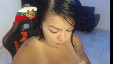 Snapshot of natachaprinss22 chatting on December 31, 2024, 6:37 am Nata Ramirez online show from December 31, 2024, 6:37 am