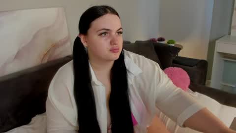 Natali online show from June 29, 2026, 1:23 am