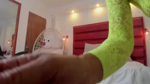 Snapshot of natalia_vela chatting on June 21, 2026, 12:41 pm Nati online show from June 21, 2026, 12:41 pm