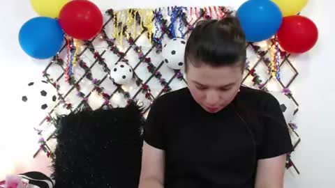 Natalia Walker online show from June 26, 2026, 7:18 pm