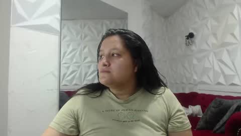 Natalia online show from June 14, 2026, 1:24 pm