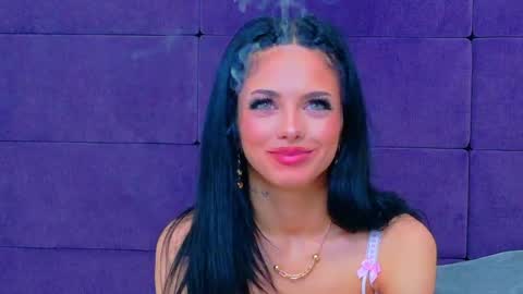 nataliacroft online show from April 29, 2026, 5:30 pm