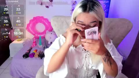 Snapshot of nataliahenao_69 chatting on April 19, 2026, 10:12 pm Nataliua Henao online show from April 19, 2026, 10:12 pm