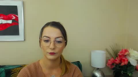 Snapshot of natalie_live chatting on February 4, 2025, 7:18 am NatalieSexy online show from February 4, 2025, 7:18 am