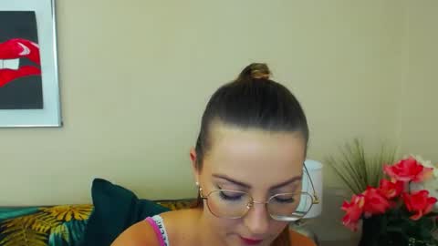 Snapshot of natalie_live chatting on February 11, 2025, 10:26 am NatalieSexy online show from February 11, 2025, 10:26 am