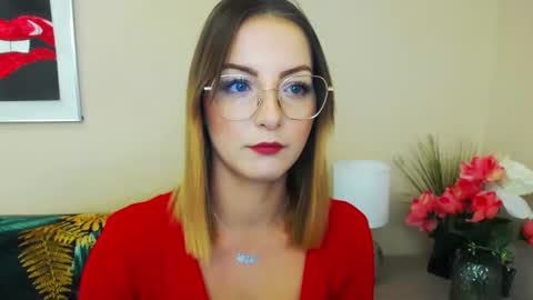 Snapshot of natalie_live chatting on February 12, 2025, 7:13 am NatalieSexy online show from February 12, 2025, 7:13 am