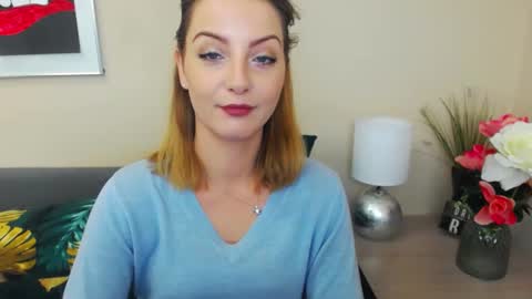 Snapshot of natalie_live chatting on February 21, 2025, 7:45 am NatalieSexy online show from February 21, 2025, 7:45 am