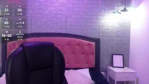 Snapshot of natalie_loffreda chatting on September 9, 2025, 2:55 am natalie online show from September 9, 2025, 2:55 am