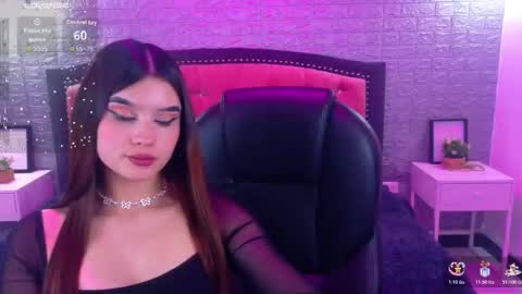 natalie  online show from November 7, 2025, 3:28 am