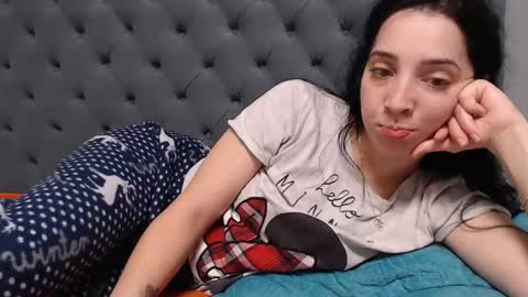 Miia online show from January 21, 2025, 6:43 am