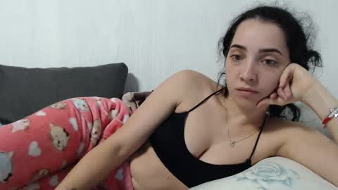 Miia online show from March 3, 2025, 3:08 am