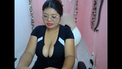 Snapshot of natalie_tits1 chatting on October 22, 2025, 7:02 pm natalie_tits1 online show from October 22, 2025, 7:02 pm