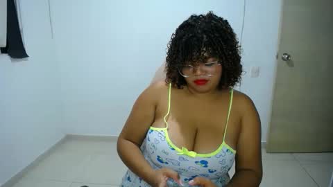 Snapshot of natalie_tits1 chatting on March 6, 2026, 2:08 am natalie_tits1 online show from March 6, 2026, 2:08 am