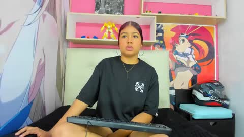 natalieevansx online show from January 6, 2025, 1:30 pm