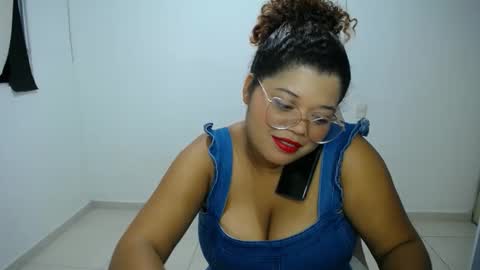 Snapshot of natalielabellex1 chatting on February 14, 2026, 12:29 am natalielabellex1 online show from February 14, 2026, 12:29 am
