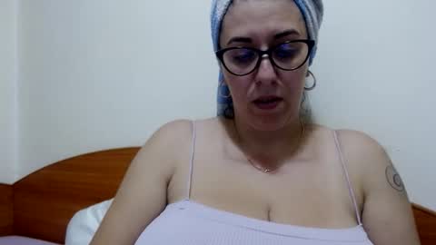 natally online show from November 7, 2025, 3:01 pm