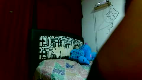 Snapshot of nataly_2908 chatting on May 27, 2026, 4:20 am nataly_2908 online show from May 27, 2026, 4:20 am