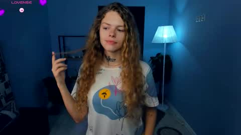 Natalie online show from October 13, 2025, 5:07 am