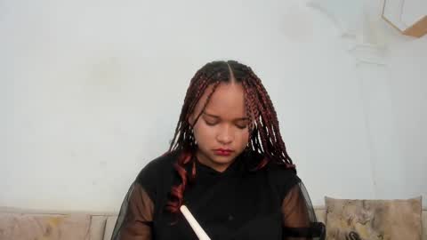 Snapshot of nataly_velez chatting on September 17, 2025, 12:18 pm Naty online show from September 17, 2025, 12:18 pm
