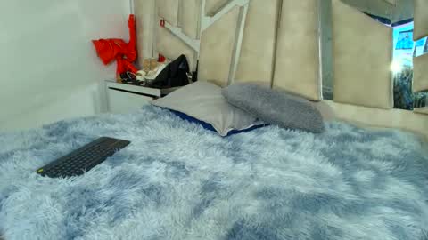 Natalye foster online show from November 10, 2025, 7:46 pm