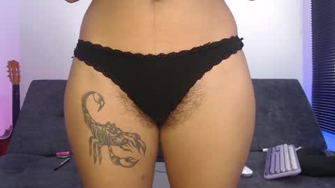 Snapshot of natalygreww chatting on November 14, 2025, 2:49 pm online show from November 14, 2025, 2:49 pm