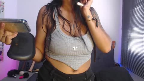 Snapshot of natalygreww chatting on April 3, 2026, 8:29 pm online show from April 3, 2026, 8:29 pm