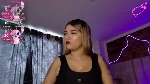 Natasha  online show from December 21, 2025, 7:32 pm